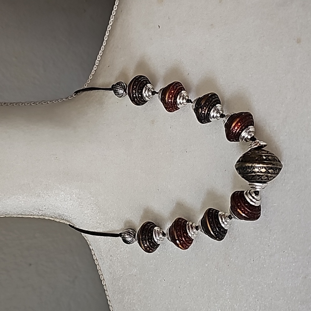 Multi Color Statement Necklace 22 Inches ⬜